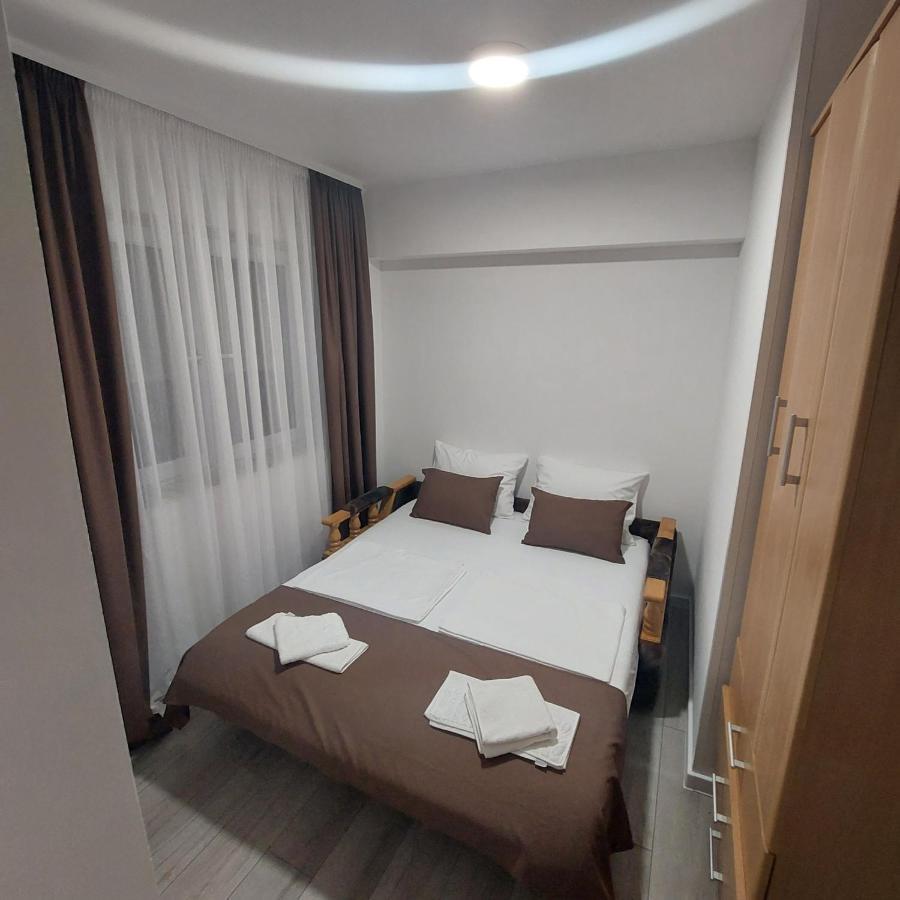 מוסטר Big Delux Apartment מראה חיצוני תמונה